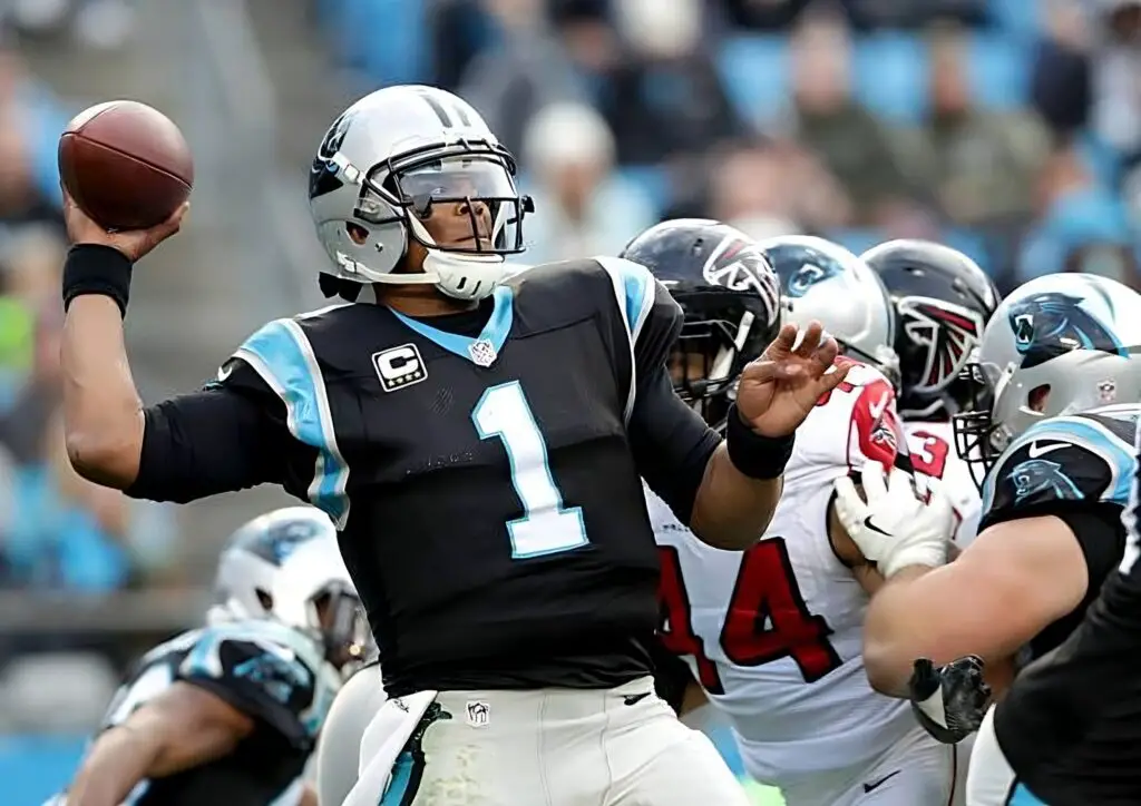 Carolina Panthers quarterback Cam Newton throws a pass against the Atlanta Falcons in the 3rd quarter during their game