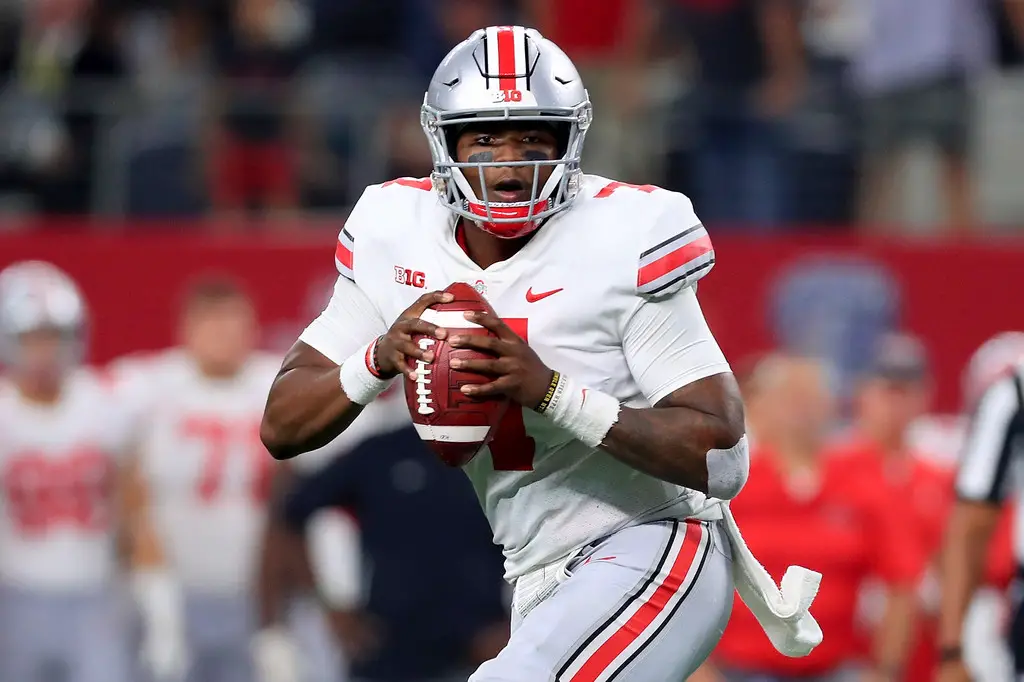 Ohio State Buckeyes quarterback Dwayne Haskins looks for a receiver against the TCU Horned Frogs