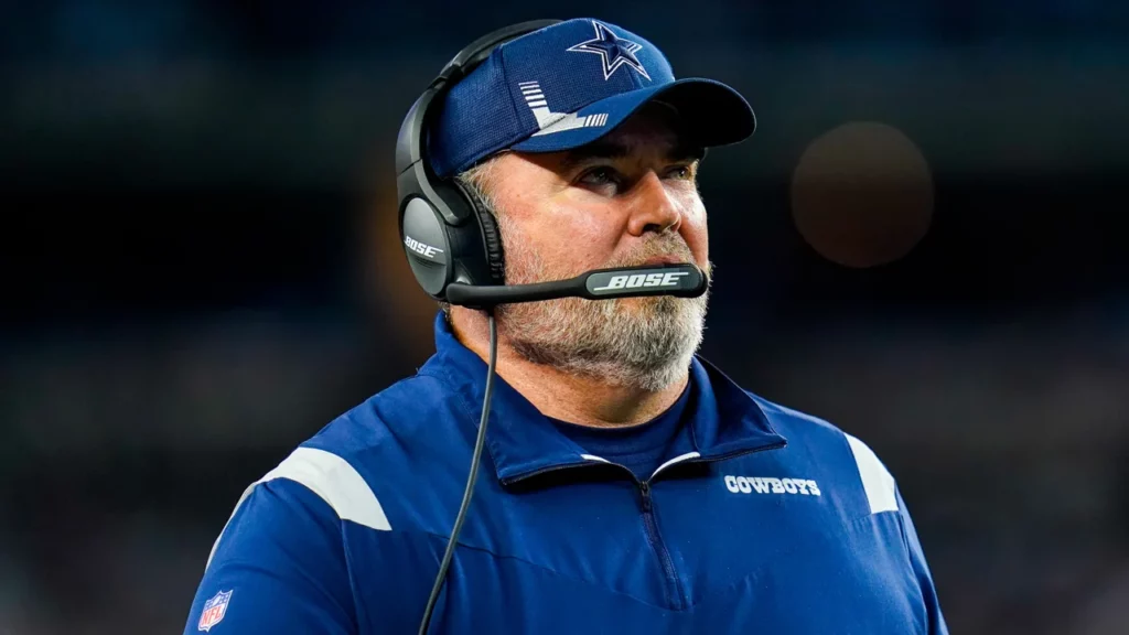 Dallas Cowboys head coach Mike McCarthy looks on during a game