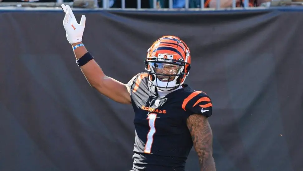 Cincinnati Bengals wide receiver Ja’Marr Chase celebrates a touchdown in a game