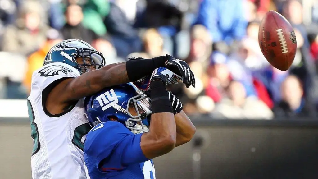 Philadelphia Eagles cornerback Dominique Rodgers-Cromartie breaks up a pass intended for Rueben Randle against the New York Giants