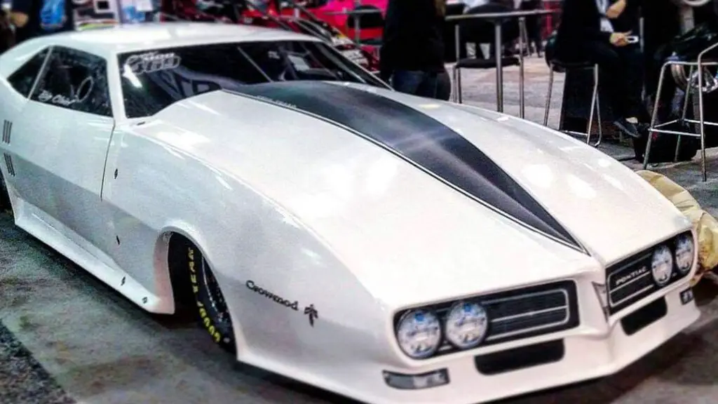 Street Outlaws star Justin “Big Chief” Shearer’s new car which he dubbed Crowmod after it was introduced at the Performance Racing Industry’s Trade Show