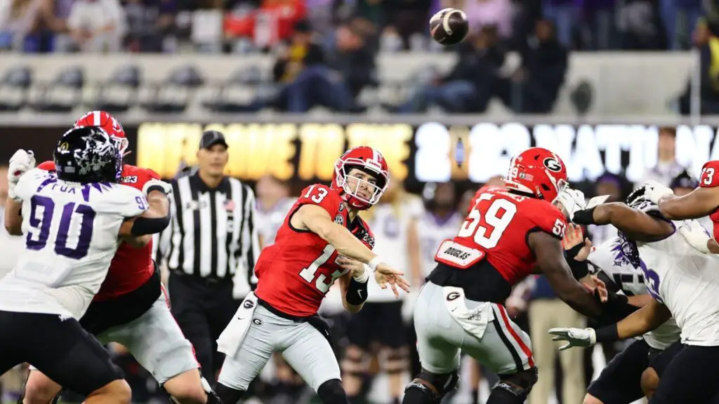 Georgia Bulldogs quarterback Stetson Bennett throws the football against the TCU Horned Frogs in the first half at the College Football Playoff National Championship