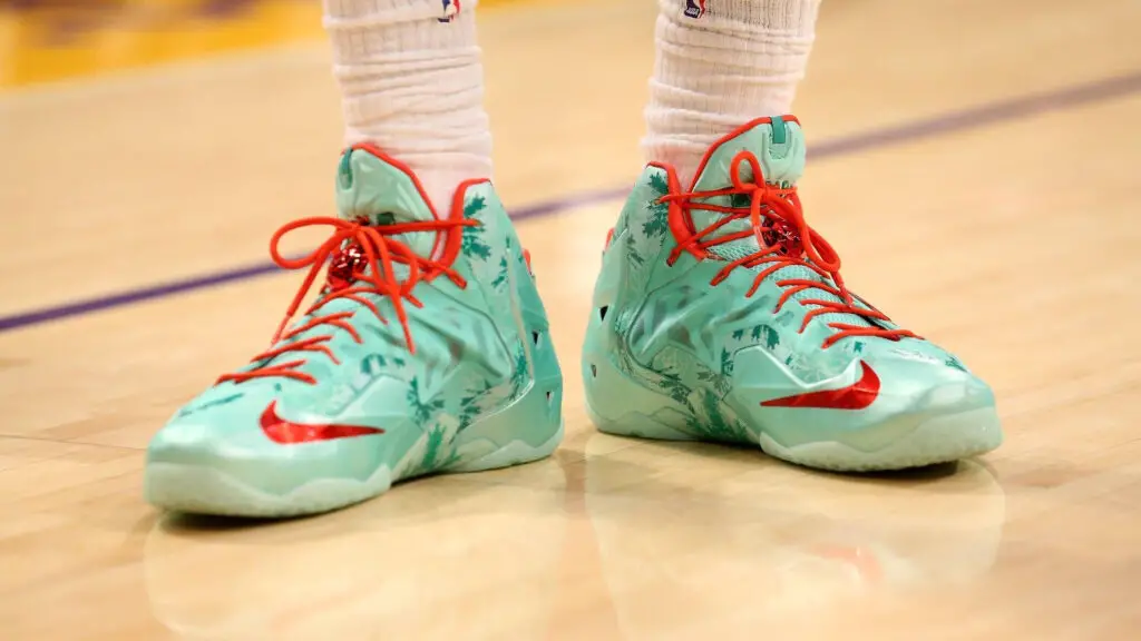 Miami Heat superstar LeBron James wears his special Christmas Nike shoes in the game against the Los Angeles Lakers