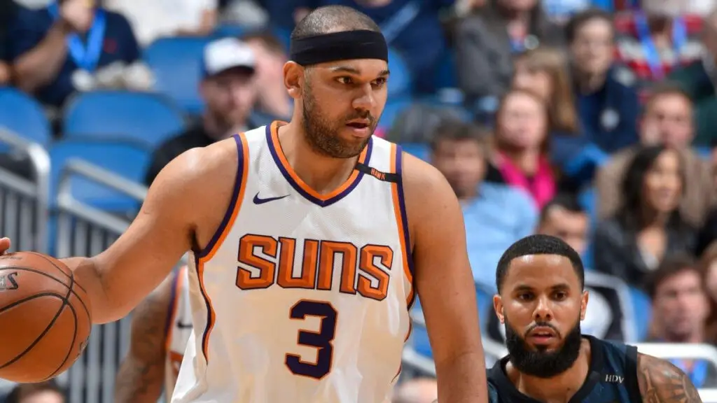 Phoenix Suns player Jared Dudley handles the ball against the Orlando Magic