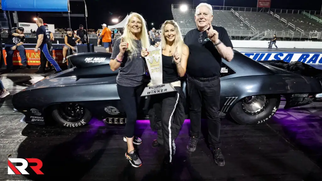 Street Outlaws No Prep Kings star Lizzy Musi celebrates her Tulsa, Oklahoma NPK event win with her parents