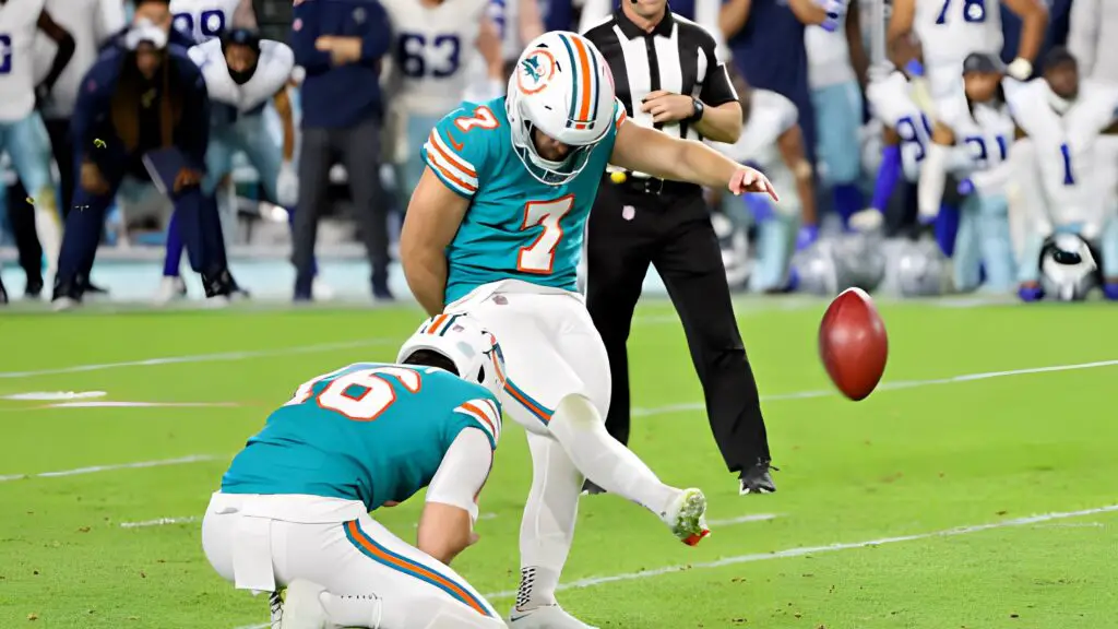 Miami Dolphins kicker Jason Sanders kicks a game-winning field goal during the fourth quarter in the game against the Dallas Cowboys