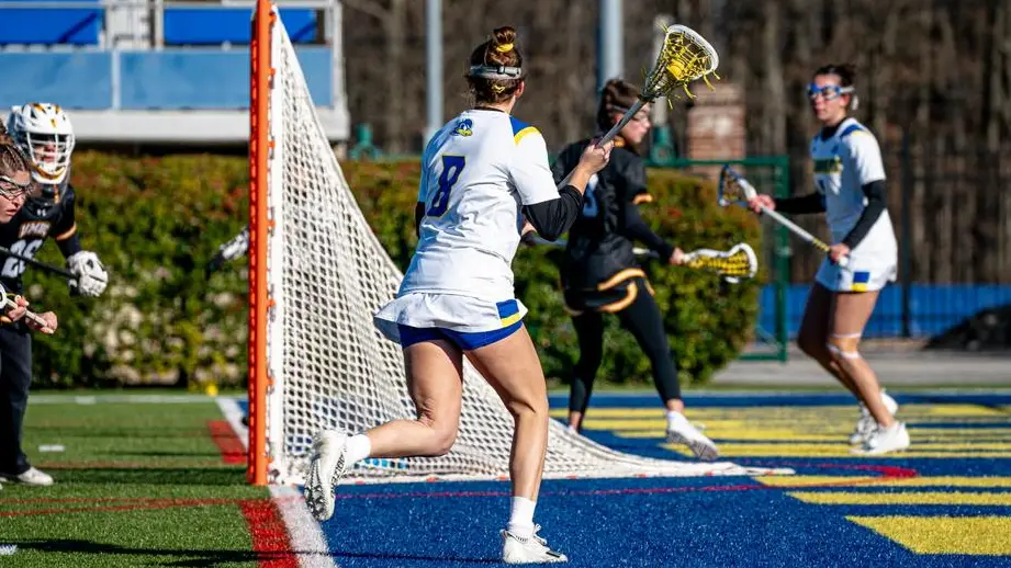 Delaware Blue Hens player Jaclyn Marshall looks to make a play against the UMBC Retrievers