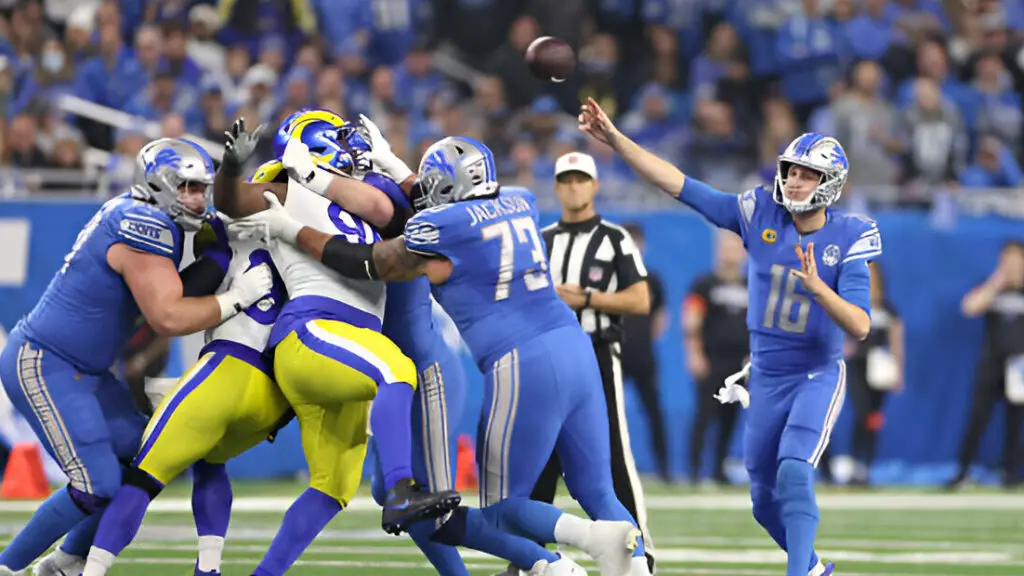 Detroit Lions quarterback Jared Goff throws a pass against the Los Angeles Rams during a NFC Wild Card Playoff game