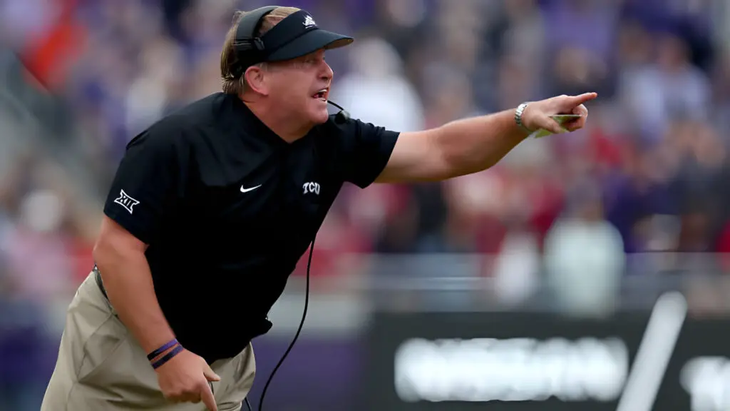 TCU Horned Frogs head coach Gary Patterson points to his team against the Oklahoma Sooners in the first half