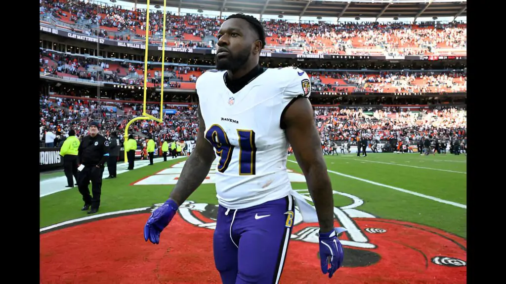 Former Baltimore Ravens DE Yannick Ngakoue walks off the field after the team's 29-24 loss to the Cleveland Browns