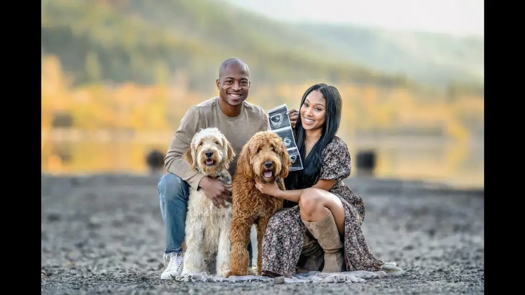 Tyler Lockett and his wife Lauren announce her pregnancy